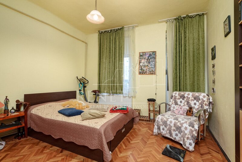 Buzesti Apartament 3 camere in vila Victoriei vis a vis Piata Matache