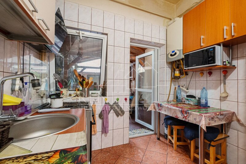 Buzesti Apartament 3 camere in vila Victoriei vis a vis Piata Matache