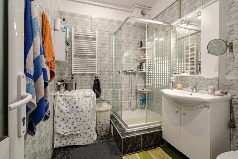 Buzesti Apartament 3 camere in vila Victoriei vis a vis Piata Matache